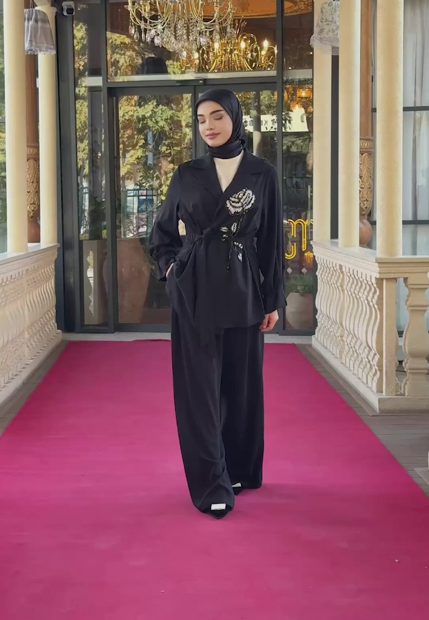 Kadın Tesettür İkili Takım – Siyah Ceket & Bol Paça Pantolon - Siyah - Beden 42